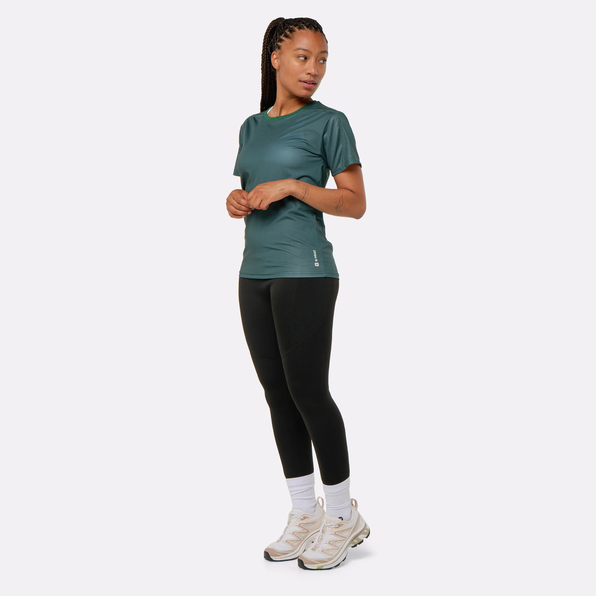 T-shirt rafraîchissant sport vert pour femme de face