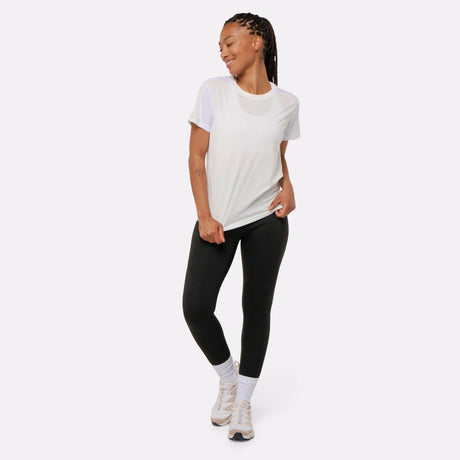 T-shirt rafraîchissant sport blanc pour femme de face